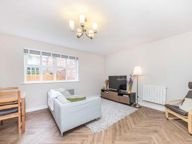 House for rent in Furzedown, Greater London