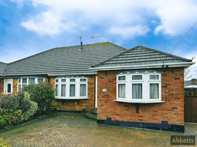 House for rent in Alton Barnes, Essex