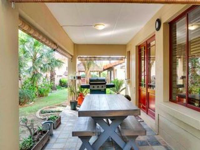 Townhouse for sale in Nooitgedacht, Gauteng