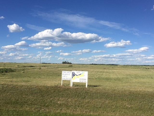 Land for sale in Regina, Saskatchewan