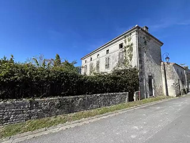 Maison vente à Saint-Jean-d'Angély, Matha