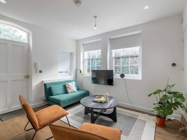 Apartment for rent in Kensal Town, Greater London