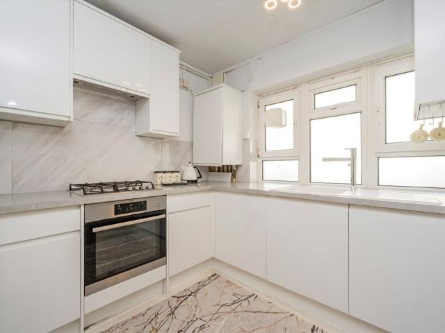 Apartment for rent in Kensal Town, Greater London