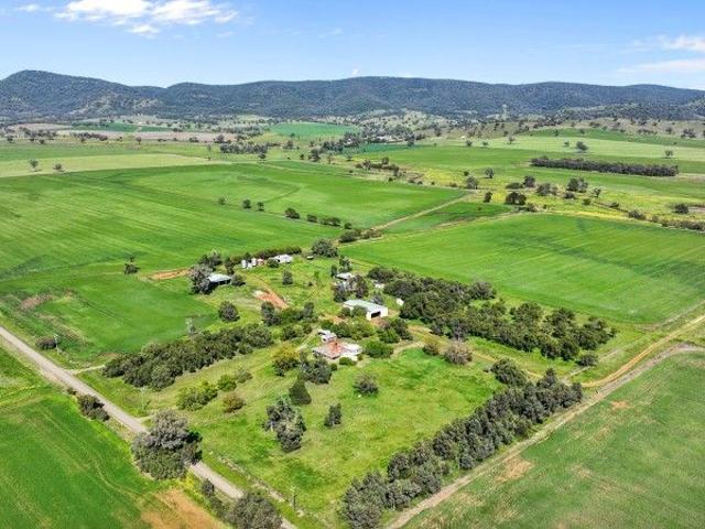 Acreage for sale in Piallamore, New South Wales