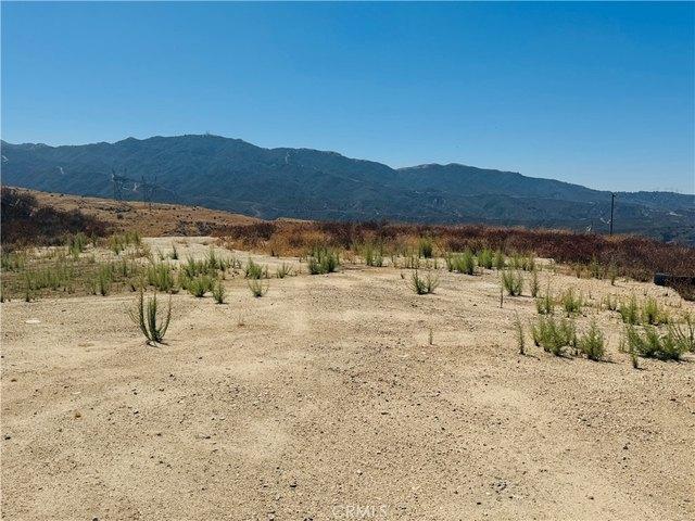 Land for sale in Canyon Country, California