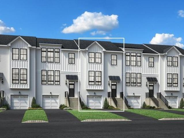 Townhouse for sale in Brookfield, Wisconsin