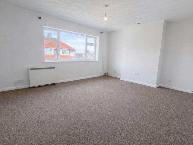 Apartment for rent in Privett, Middlecroft