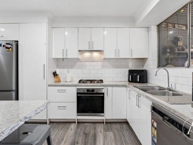 Room for rent in Maddington, Western Australia