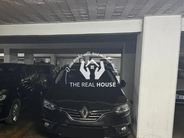 Garagem alugar em Funchal, Ilha Da Madeira