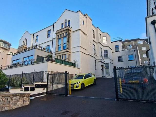 Apartment for rent in Cliftonville, Weston-super-Mare