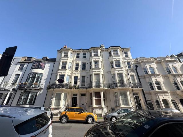 Apartment for rent in Queen's Park, Brighton