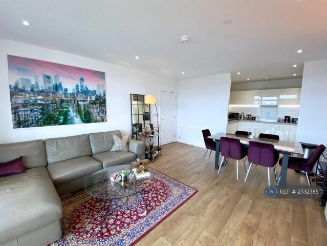 Apartment for rent in Poplar Grove, Greater London