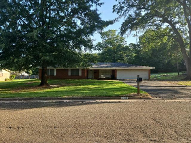 House for sale in Gilchrist, Texas