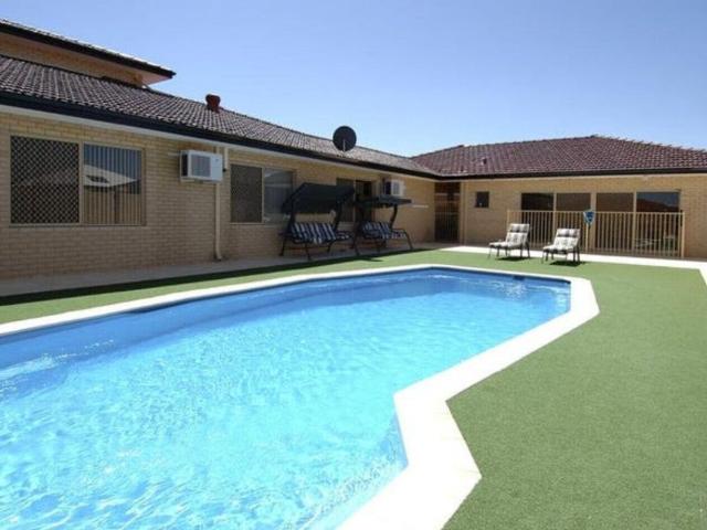 Room for rent in Madeley, Western Australia