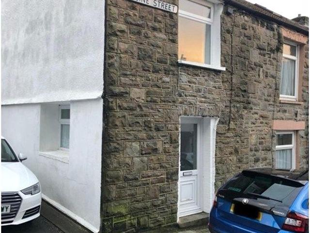 House for rent in Pentre