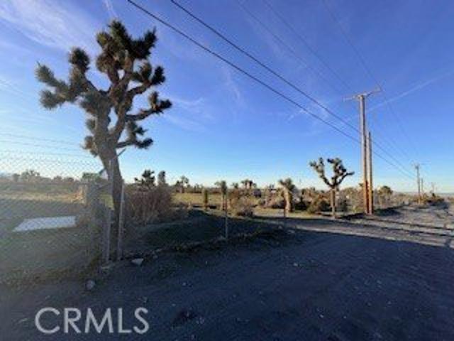 Land for sale in Pinon Hills, California