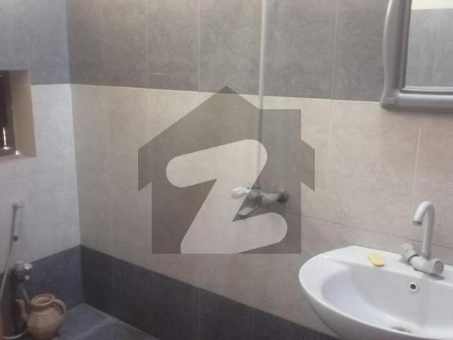 House for sale in Faisalabad, Islamabad Capital Territory