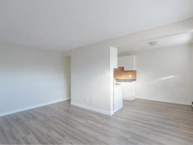 Apartment for rent in Wedgewood, Alberta