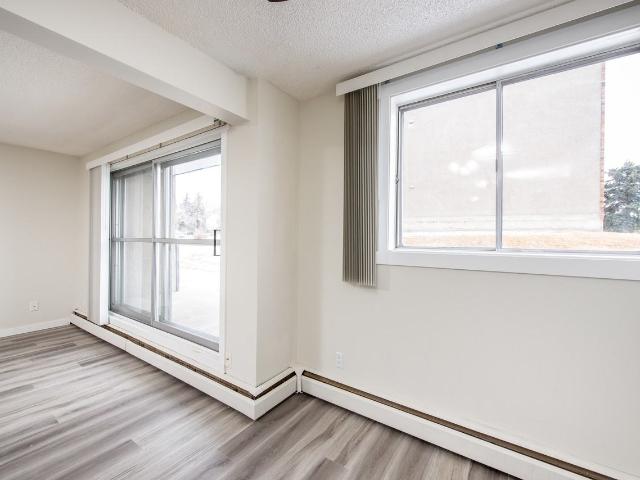 Apartment for rent in Rolly View, Alberta