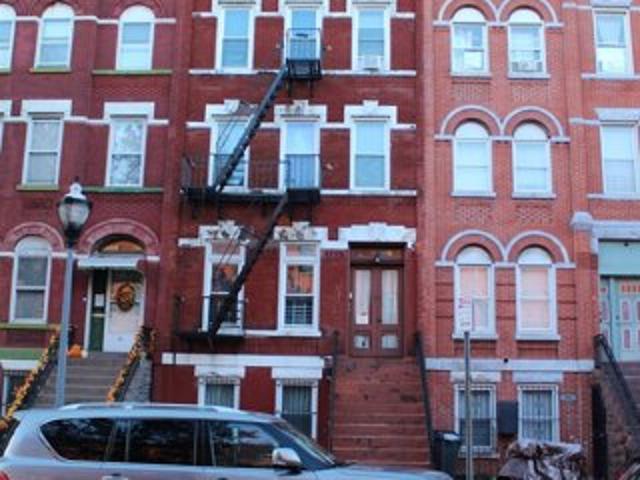 House for sale in Hudson, New Jersey