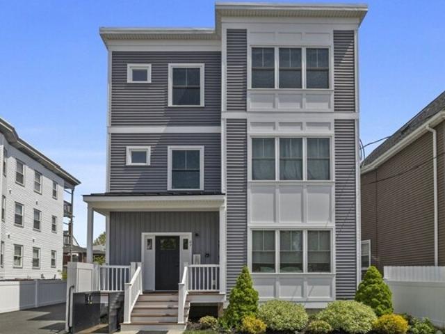 Condo for sale in Everett, Massachusetts