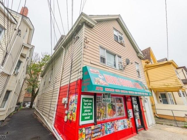 House for sale in Passaic, New Jersey