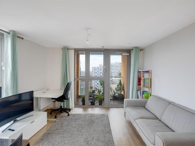 Apartment for rent in London Borough of Lewisham, Ladywell