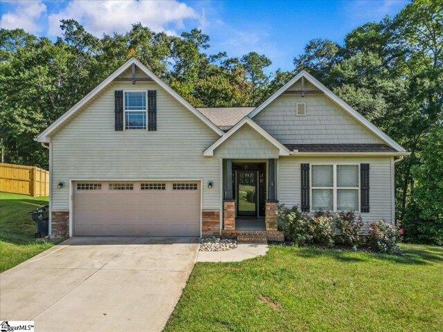 House for sale in Lyman, South Carolina