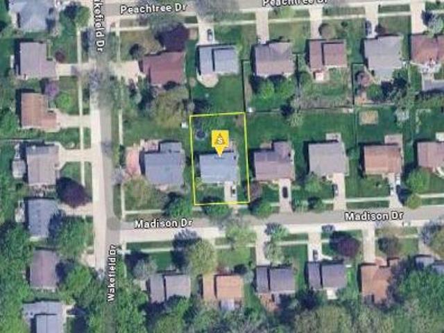 House for sale in Troy, Michigan