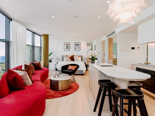 Granny Flat for rent in Southbank, Melbourne