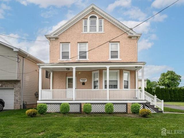 House for sale in Clark, New Jersey