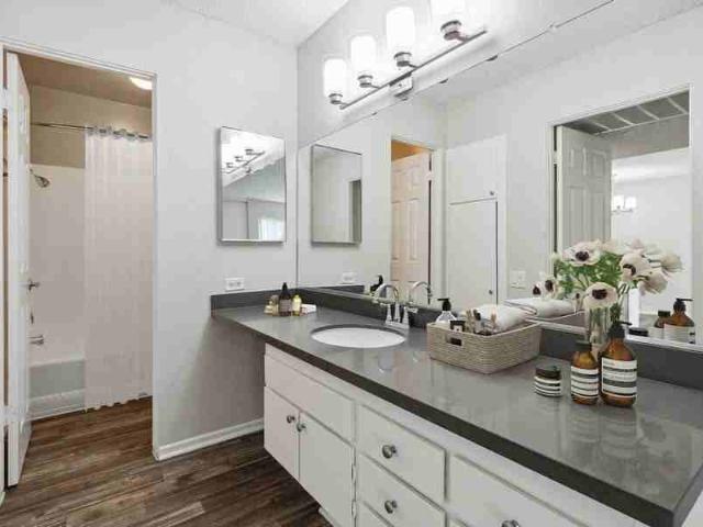 Apartment for rent in Anaheim, California