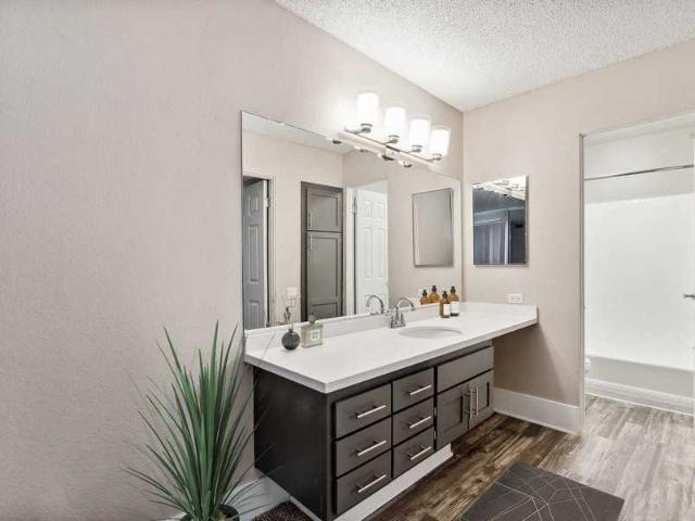 Apartment for rent in Anaheim, California