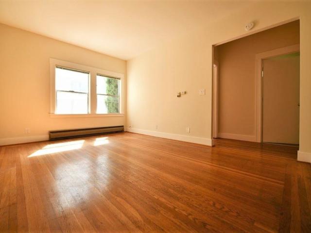 Apartment for rent in Oakland, California
