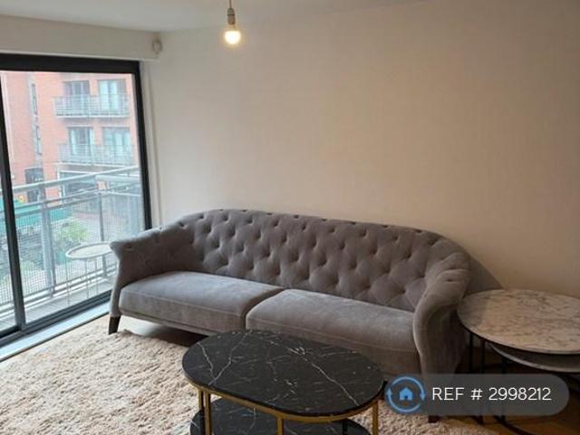 Apartment for rent in Chinatown, Calderstones