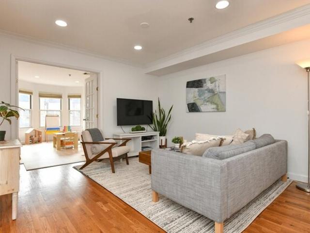 Condo for sale in Hudson, New Jersey