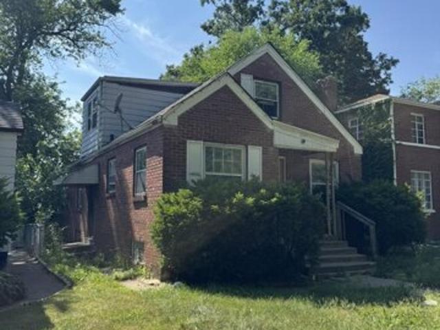 House for sale in Gary
