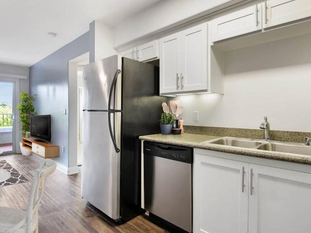 Apartment for rent in Canoga Park, California