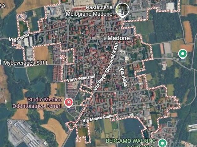 Monolocale in affitto a Madone, Lombardia