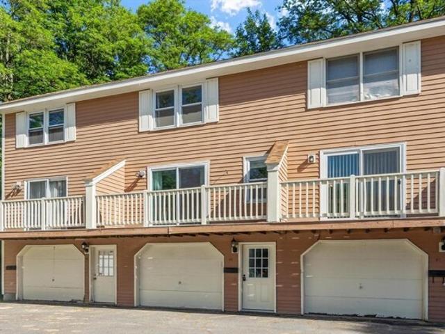 Condo for sale in Lowell, Massachusetts