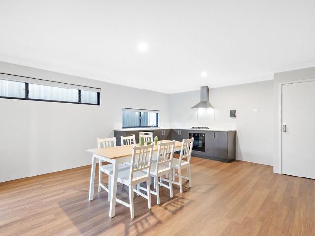 Room for rent in Parklands, Western Australia
