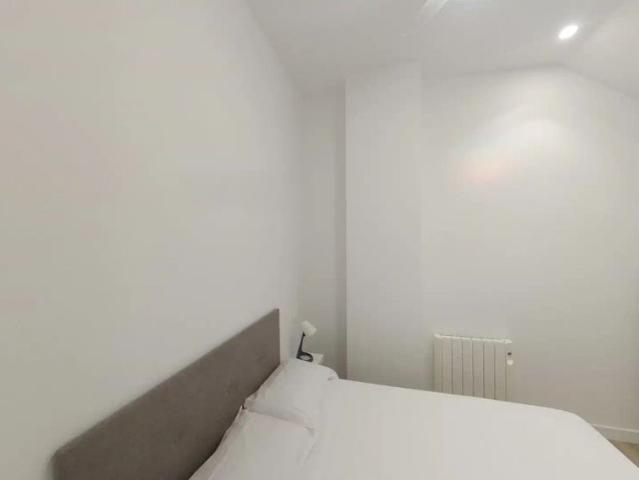 Apartamento en alquiler en Ciudad Lineal, Madrid