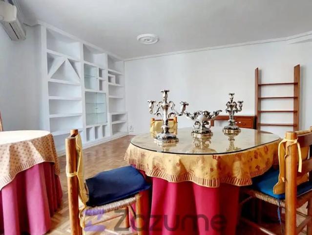 Apartamento en alquiler en Embajadores, Madrid