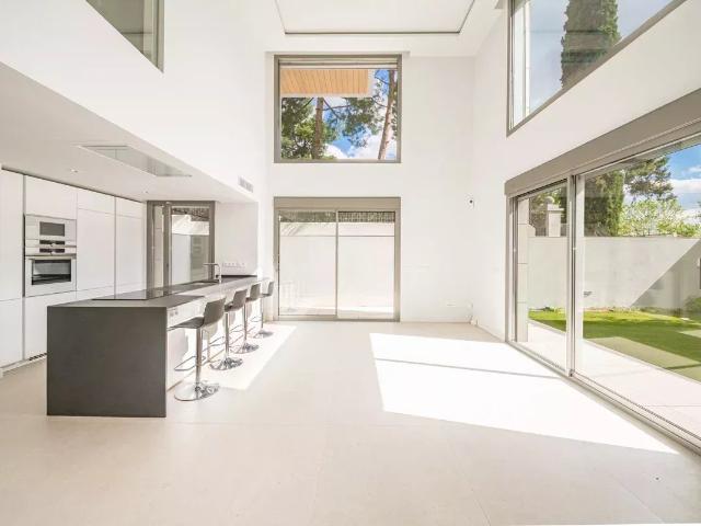 Dúplex en alquiler en Madrid, Nueva España