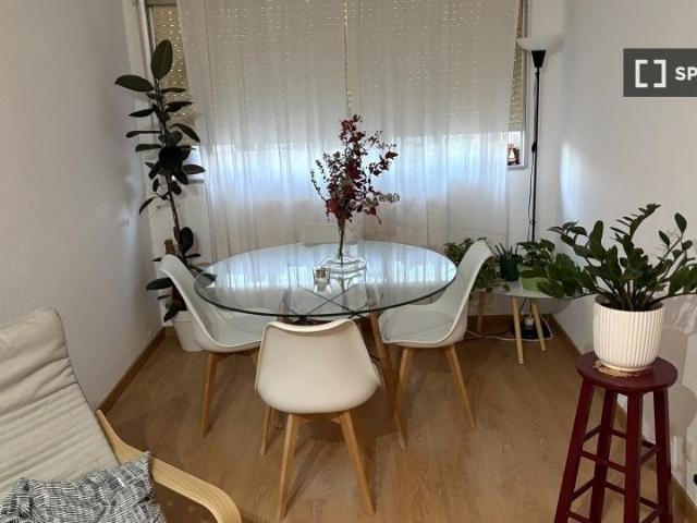 Apartamento en alquiler en Costillares, Madrid