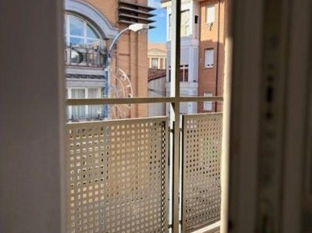 Apartamento en alquiler en Zarzaquemada, Leganés