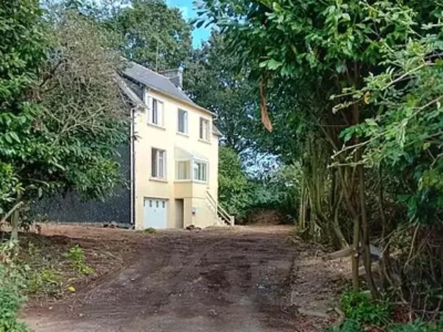 Maison vente à Guingamp, Bretagne