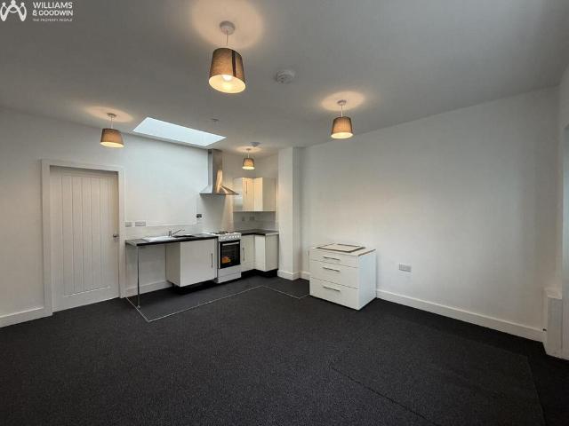 Apartment for rent in Llanfair Pwllgwyngyll, Wales