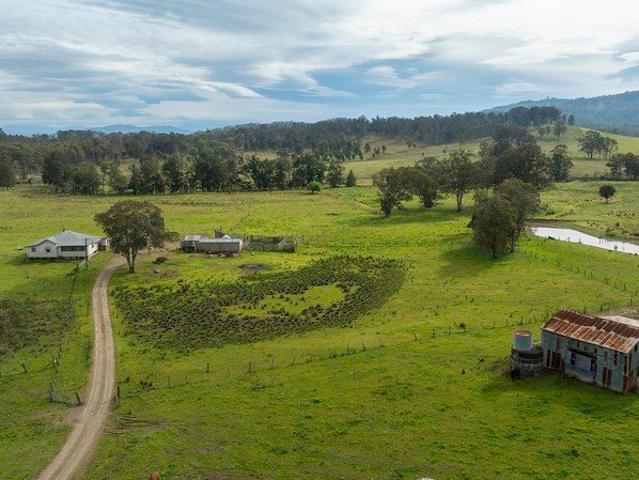 Cottage for sale in Vacy, New South Wales