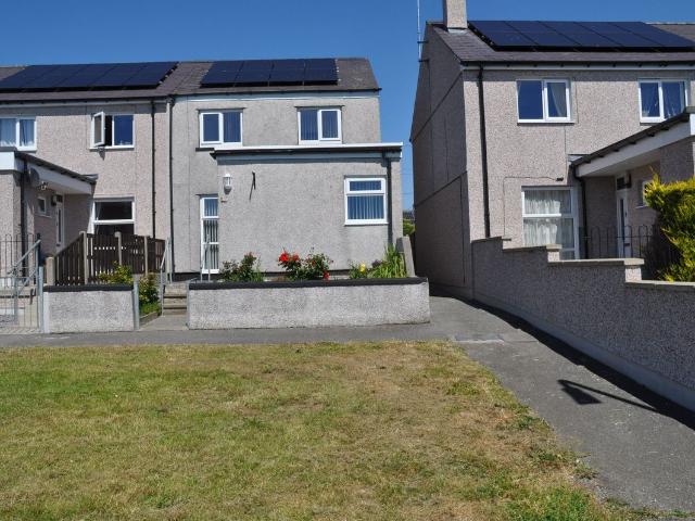 House for rent in Llanfachraeth